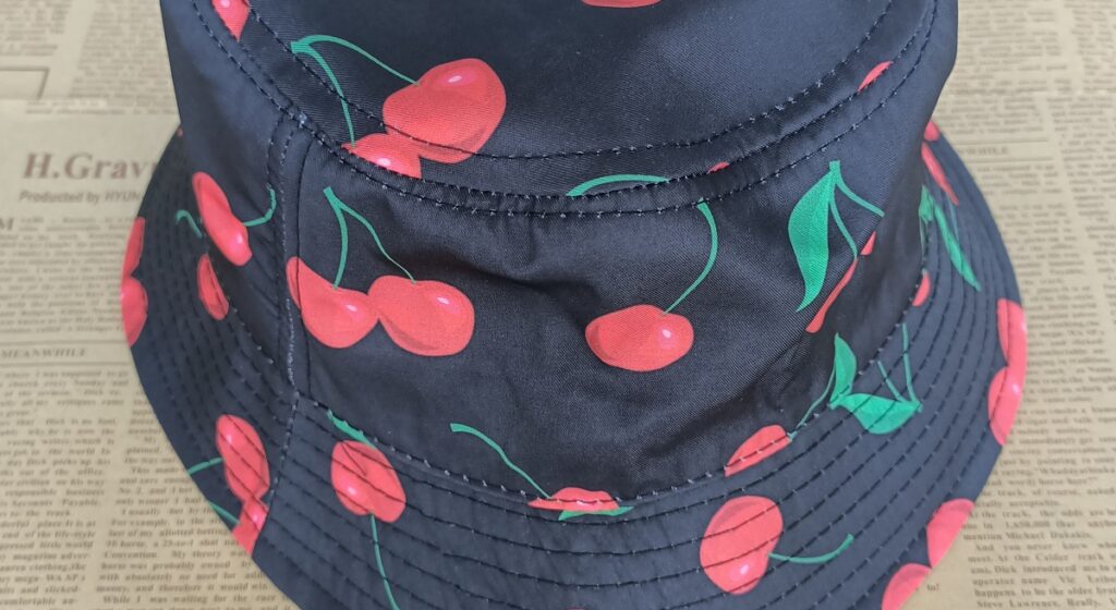 Siyah kiraz bucket şapka